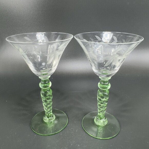 Vintage Uranium Stemware Glasses Cups Clear Etched UV Glowing Cups Barware Set 3 - Picture 8 of 16